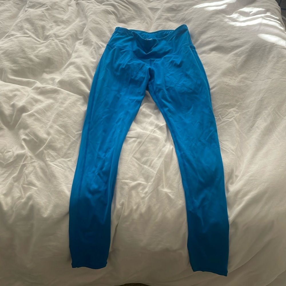 Beautiful blue leggings gym